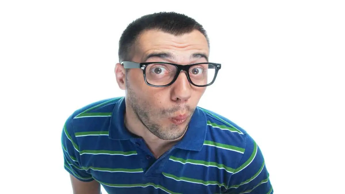 surprised-man-with-glasses